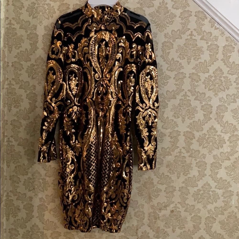 Body con sequin dress
